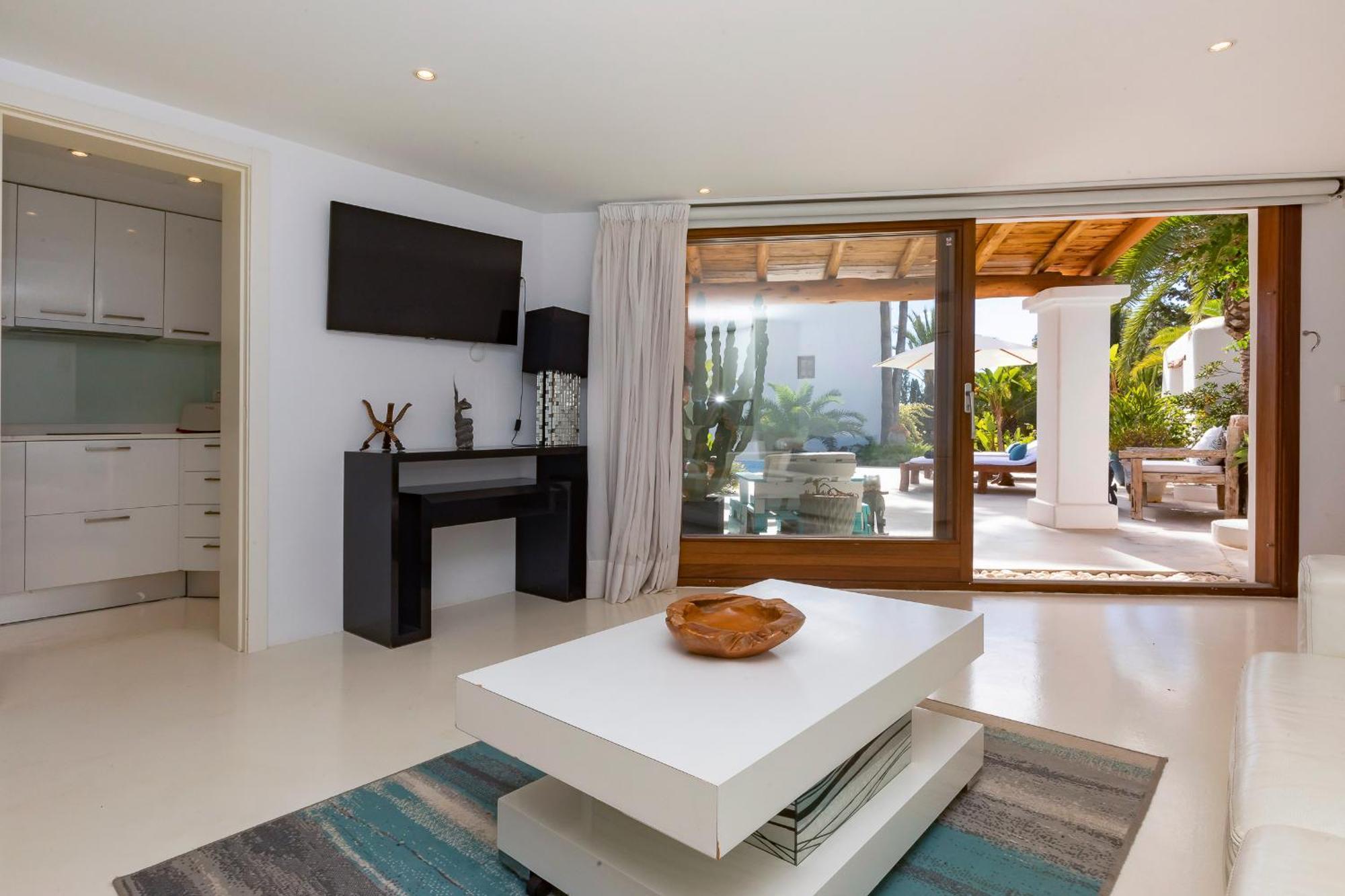 Villa Near Ibiza Town Sleeps 11 To 13 Guests Can Furnet Exterior photo