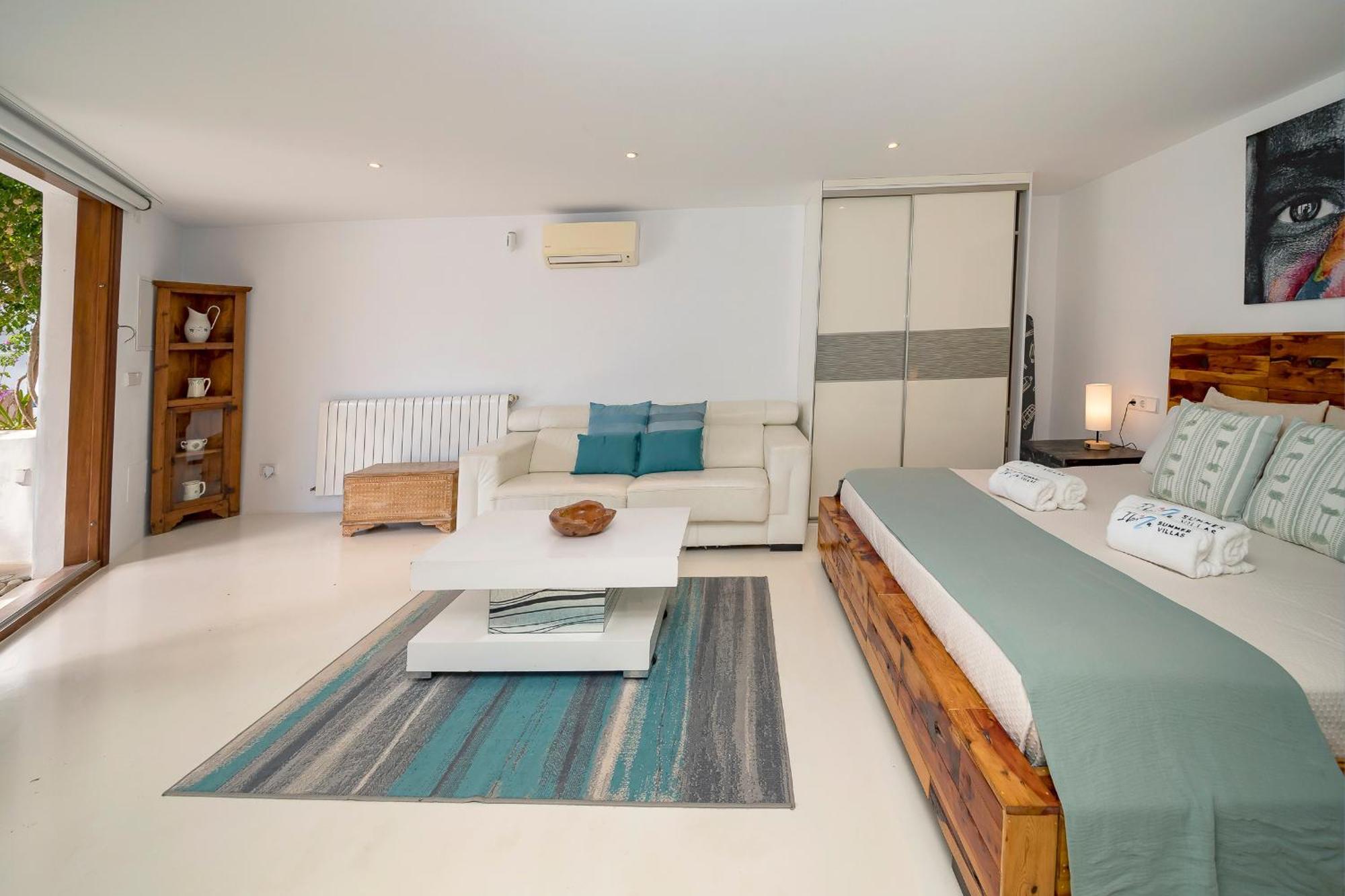 Villa Near Ibiza Town Sleeps 11 To 13 Guests Can Furnet Exterior photo
