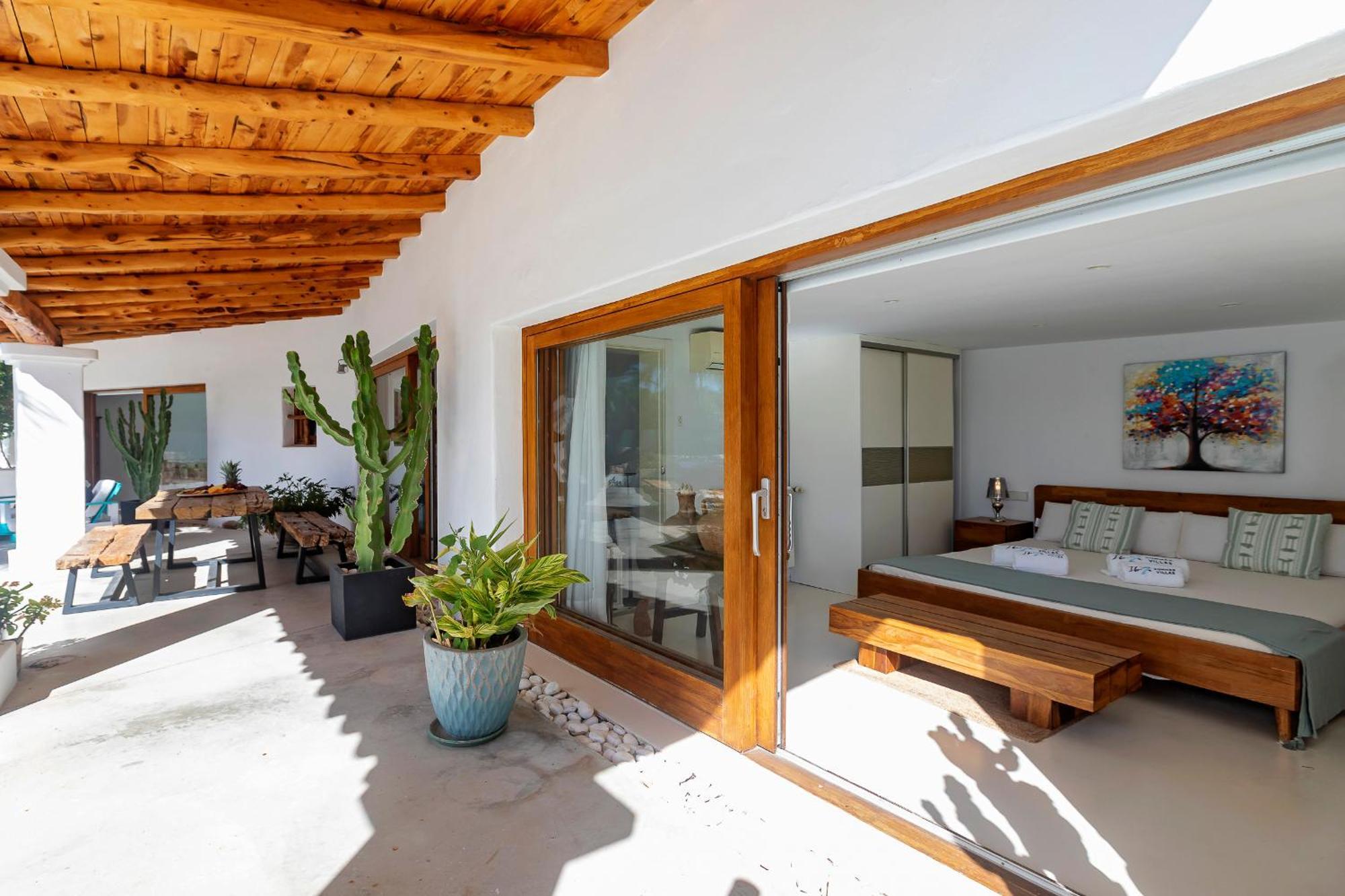 Villa Near Ibiza Town Sleeps 11 To 13 Guests Can Furnet Exterior photo
